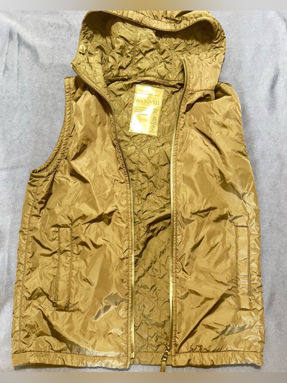 PRADA Men's Black Hooded Quilted Nylon Vest Full Zip Pockets